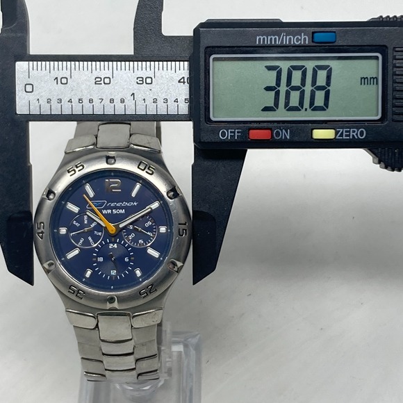 Reebok Watch Men 39mm Silver Tone Blue Dial Day Date WR 50M New Battery 8.25" - Picture 9 of 15